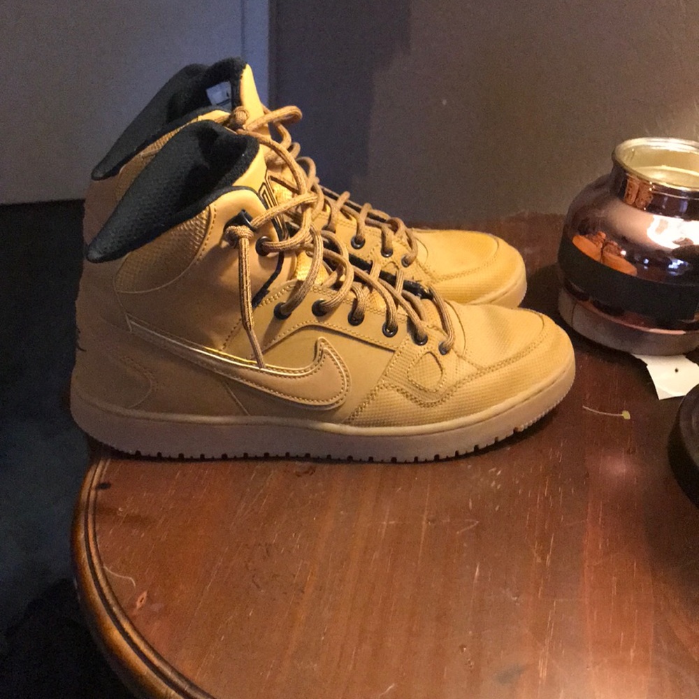 Nike Air Size 10